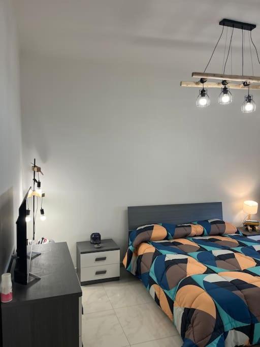 Orizzonte 5 Terre, Viale Italia 221 - Partenza Battelli 5 Terre La Spezia Bagian luar foto
